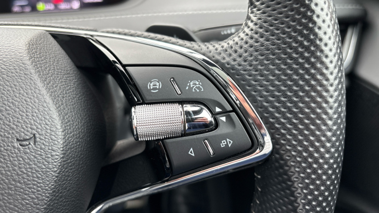 Skoda Enyaq 220kW vRS 82kWh 4x4 5dr Auto Electric 